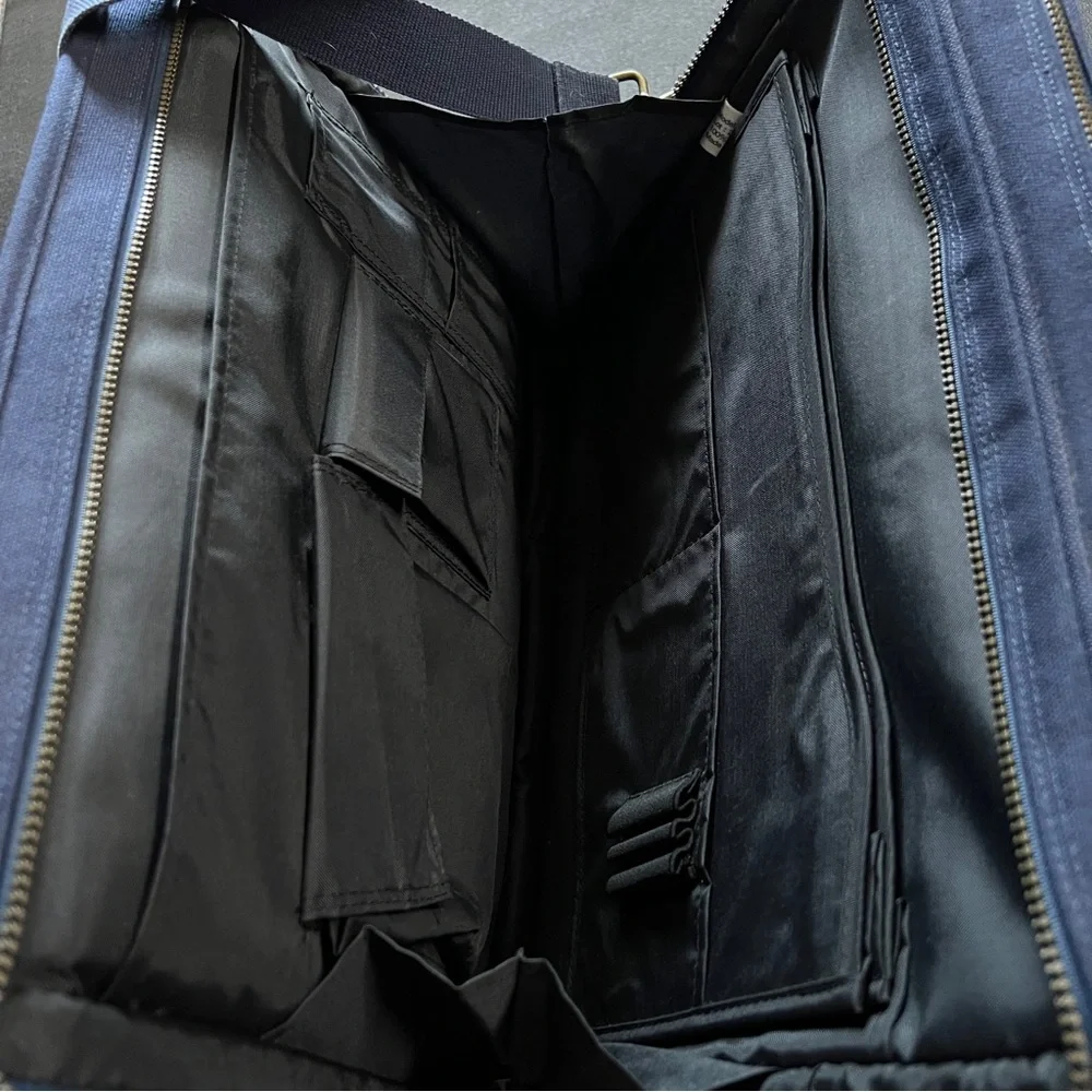 Apple Laptop Bag Mac Computer Shoulder Messenger Leather Accents Navy Canvas EUC